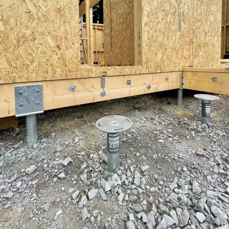 Screw pile foundations | Houses | RADIX