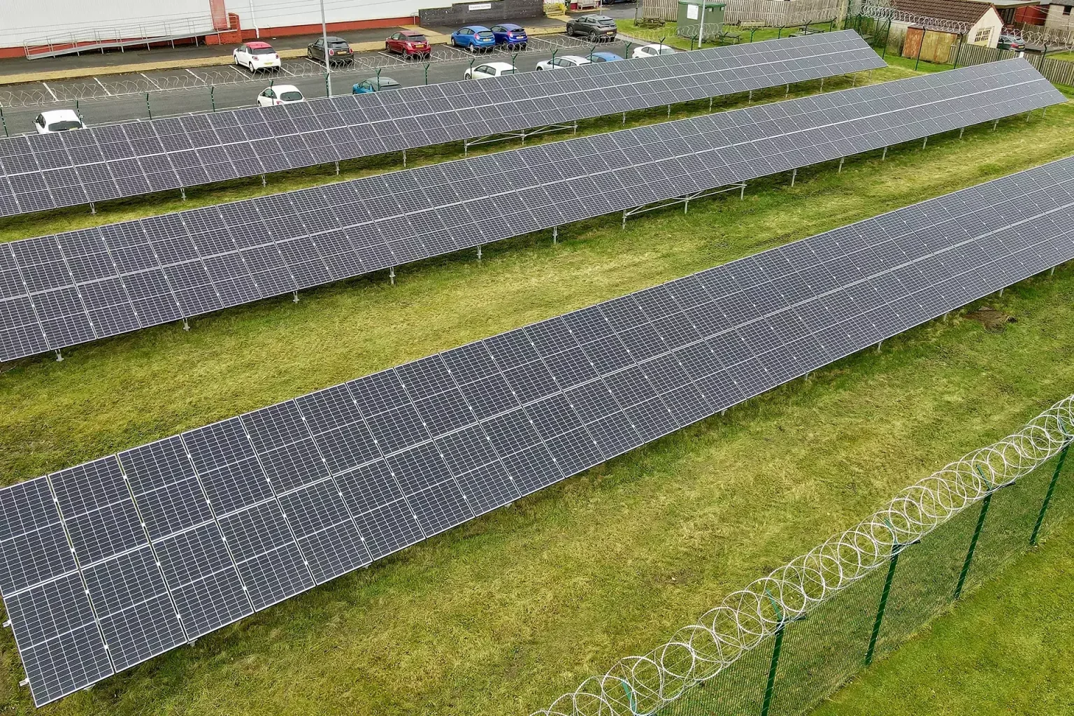 Solar Arrays | 100kW ground-mounted solar panels