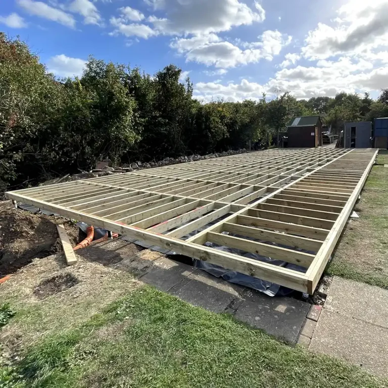 Base frame on screw foundations | Bowling Club house project
