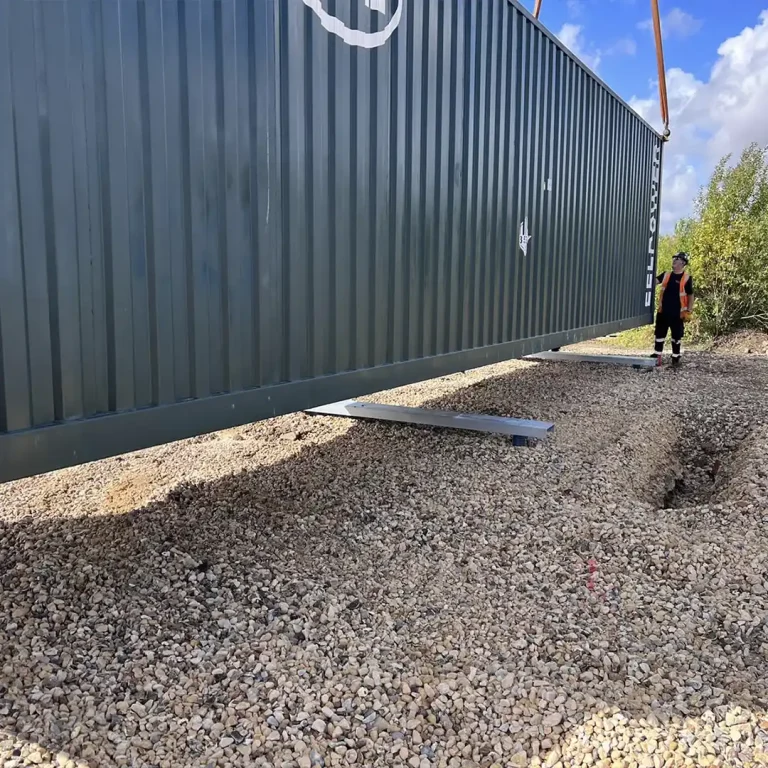 Storage container | BESS | Screw pile foundations